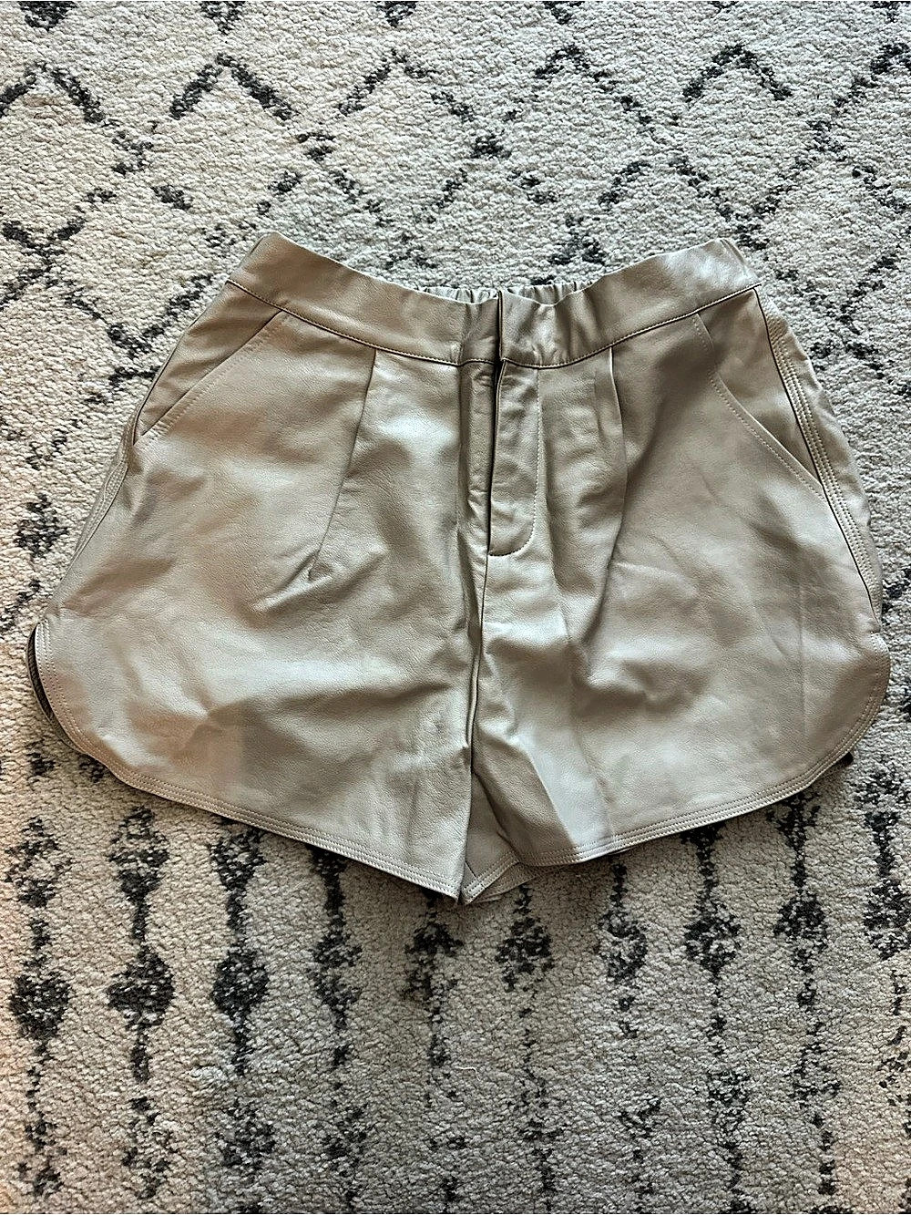 NEW Grey Lab Faux Leather Shorts High Waist Shorts in Beige. Size Medium